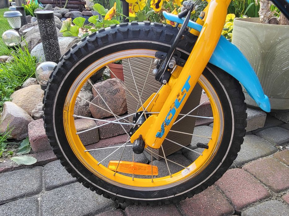 Saveno Volt 16" rower chłopięcy czarny z niebieskim i żółtym