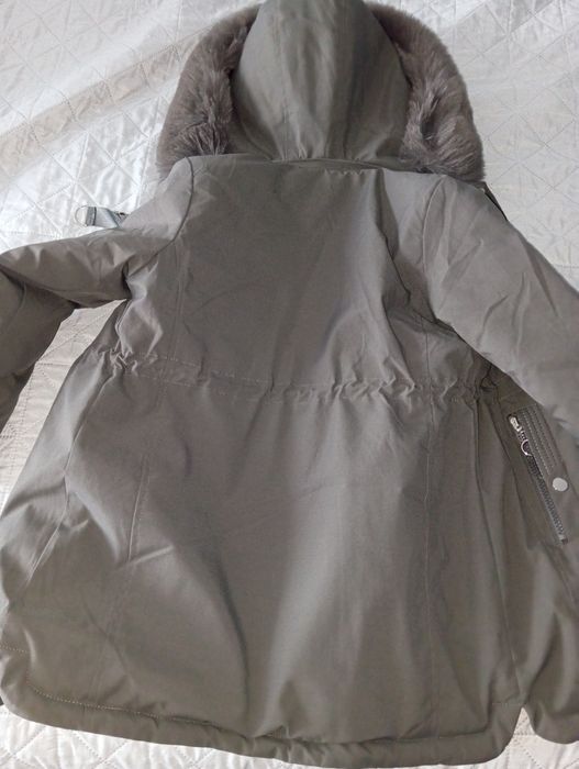 Зимова куртка парка на дівчинку 7-8 років