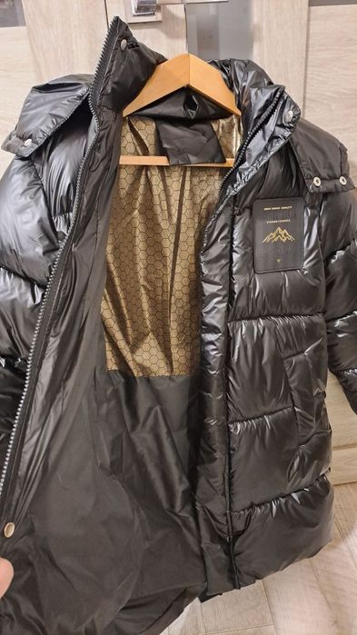 Пальто для дівчинки.