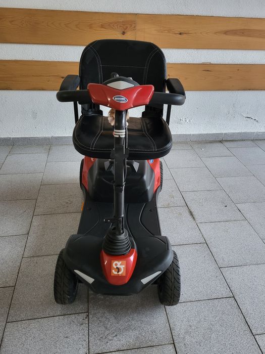 Scooter de Mobilidade Invacare Colibri – Versão Longa Autonomia