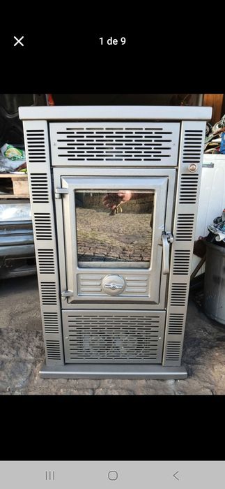 Vendo salamandra a lenha, ventilada, como nova.