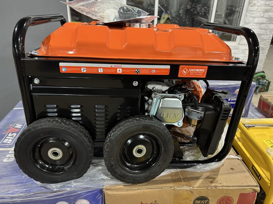 Генератори нові BISON бензин газ/бензин