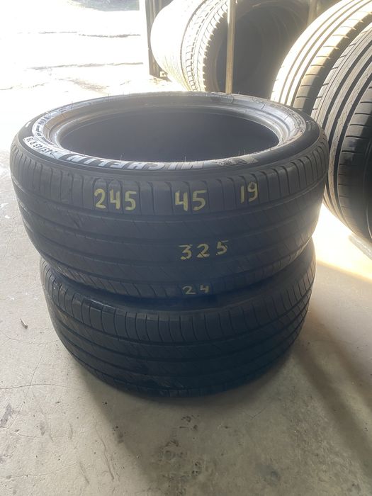 245/45r19 Michelin