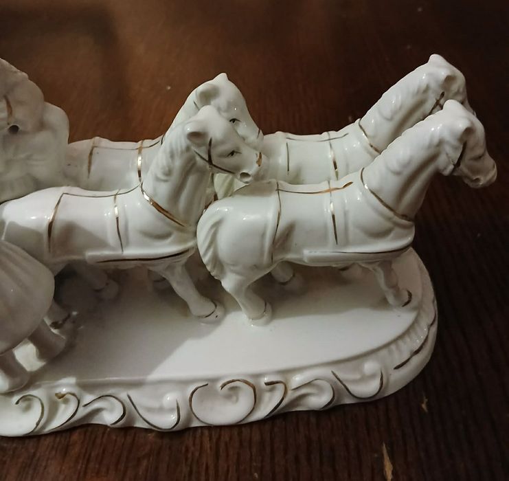 Figurka porcelanowa
