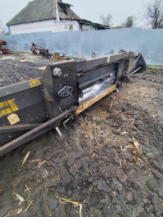 Продам кукурудзяну жатку Geringoff  rota disc