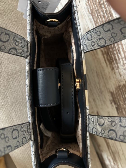 Nowa z metką GUESS navy