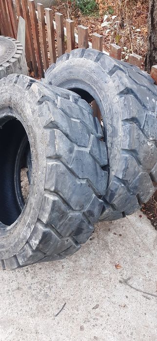 Шина пневматическая 28.9×15.