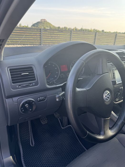 Volkswagen golf 5