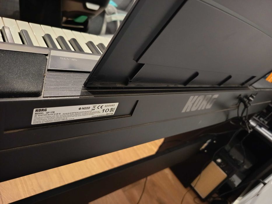 Piano Korg SP-170 88 teclas