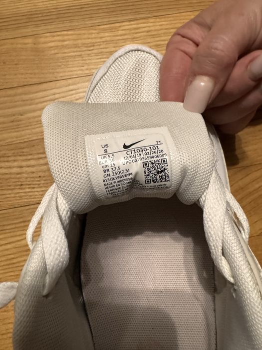 Кросівки жіночі Nike Air Max