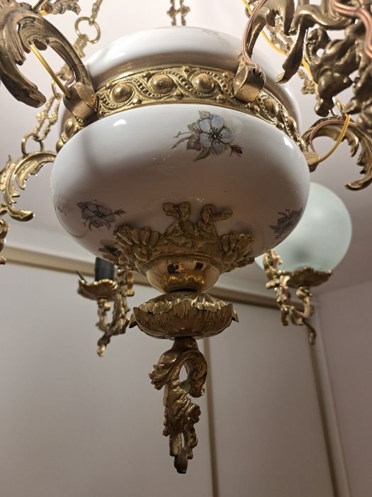 Żyrandol mosiężny 6 ramienny z ceramiką