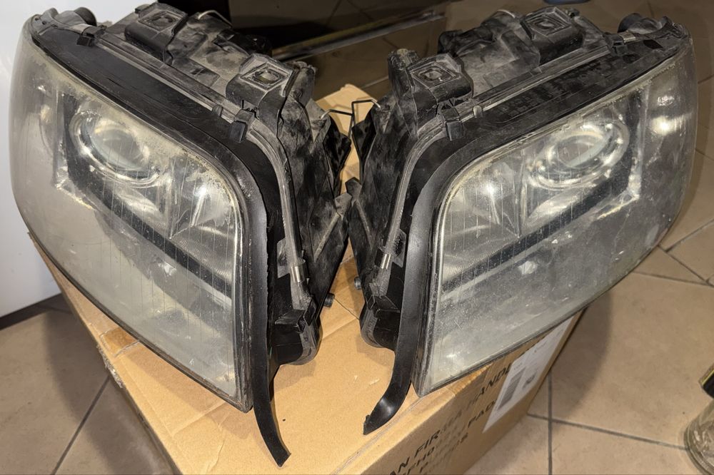 Lampy przód Audi A6 C5 lift Hella