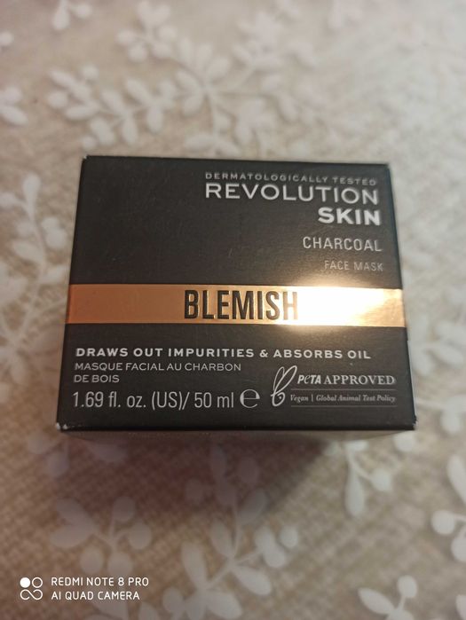Blemish charcoal face mask