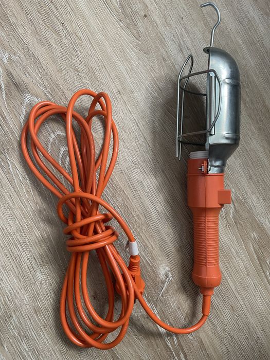 "Gambiarra De Oficina / Lanterna Com Cabo E Interruptor (220V)