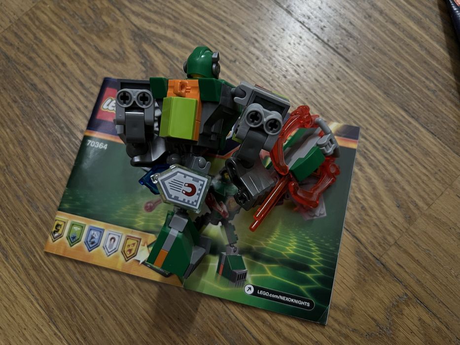 LEGO Nexo Knights 70364 Battle Suit Aaron в ідеальному стані