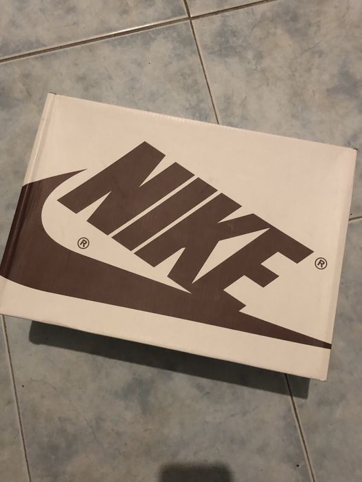 Air jordan 1 Travis scoot Reverse mocha N 40