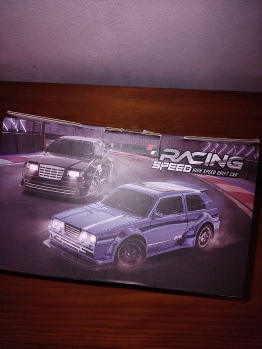 Carro telecomandado de drift