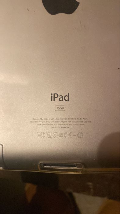 iPad 2 A1395 (damaged touchscreen)64739675856770122
