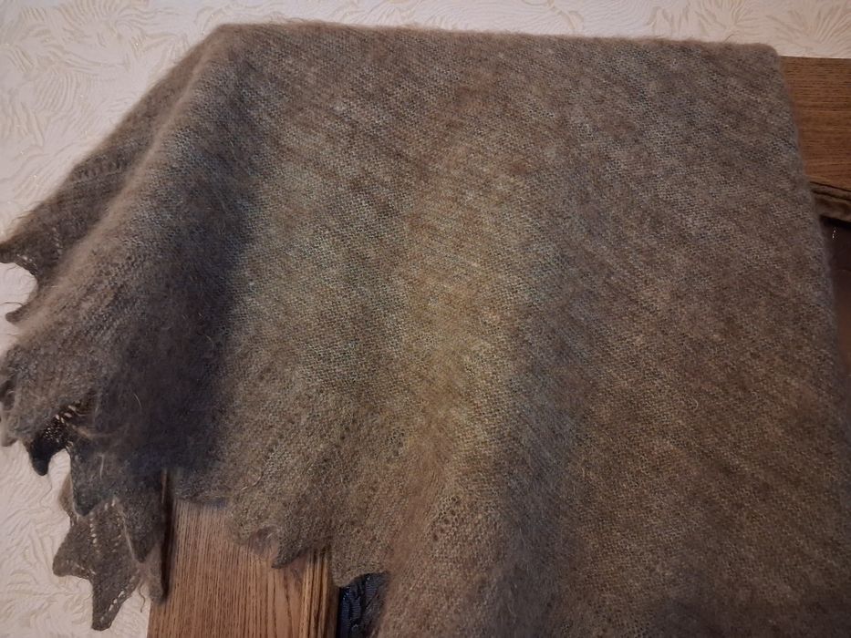 Пухова хустка / платок