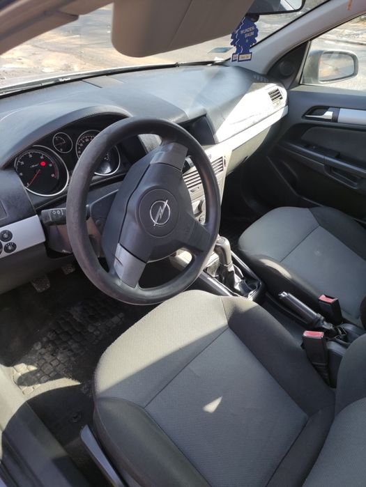 Opel astra H 2005