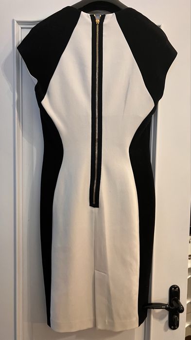 Кожаное платье Sisley, черно- белое Angelo Morani