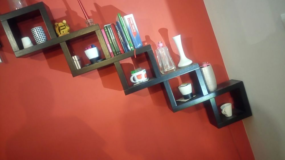 Nietuzinkowa półka