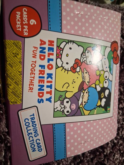 Troco e vendo cartas da hello kitty and friends