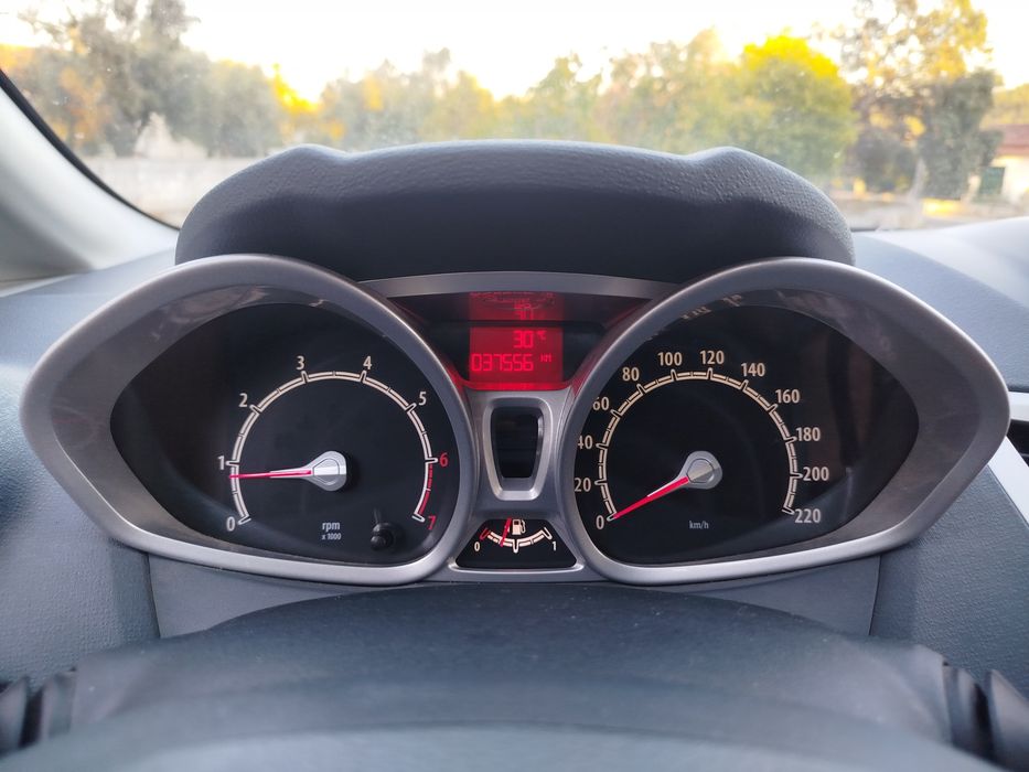 Ford Fiesta 1.25  38000 mil km