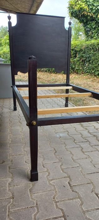 Camas solteiro mogno