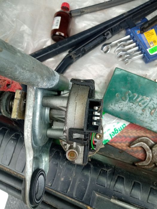 Трапеция дворников БМВ Е36 Е39 Е46 Е53 Е87 Ф10\F10 BMW трапеція двірни