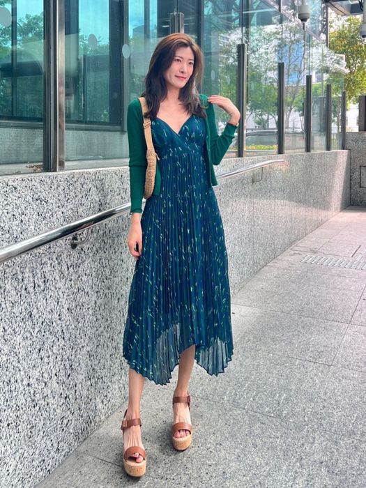 Сарафани на тонких бретелях uniqlo S, M