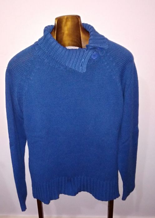 Camisola de Malha, gola alta com botões