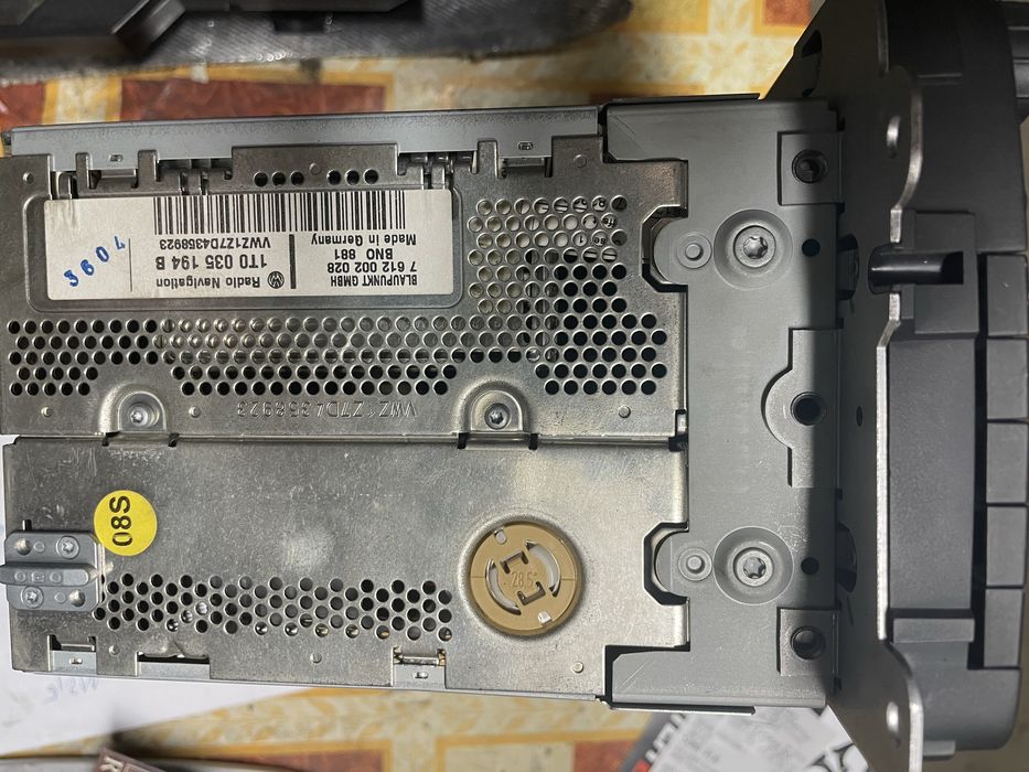 Radio vw mdf2 sprawne z kodem