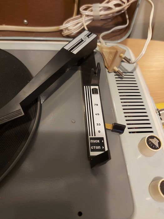 Электрофон «Юность 301», ссср