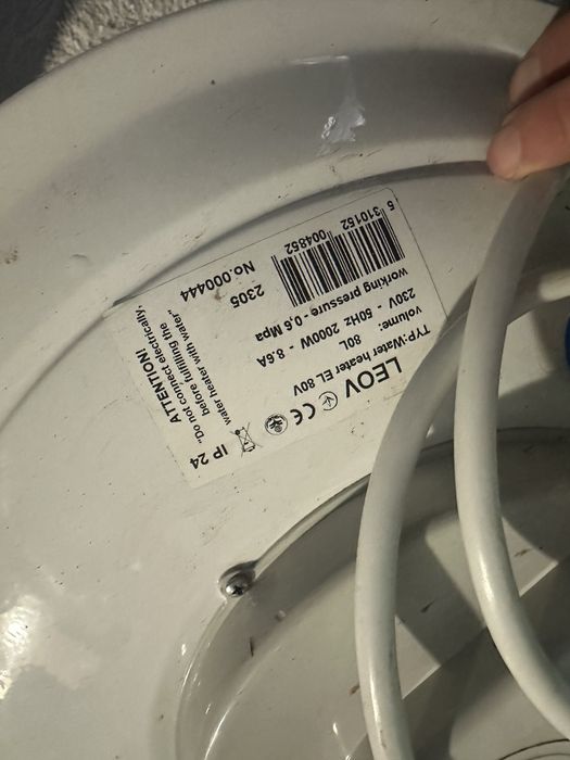 Бойлер Бойлер Leov 80