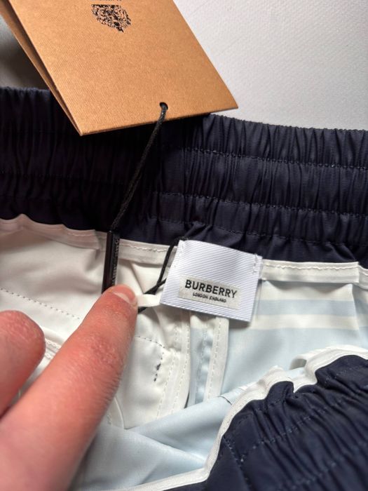 Шорти Барберрі Нейлонові / Шорты Барберри / Burberry Shorts