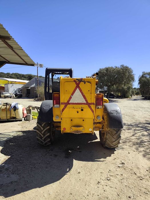 JCB 532/120 Multifunções