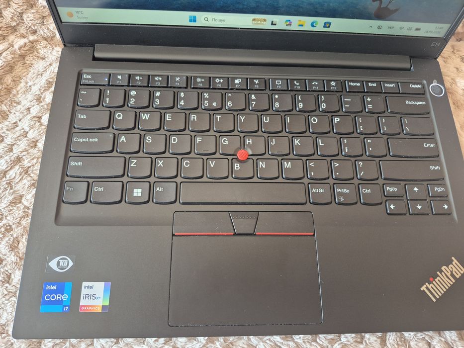 Ноутбук Lenovo ThinkPad E14 Gen 4 / Core i7-1255U / 16 / 512