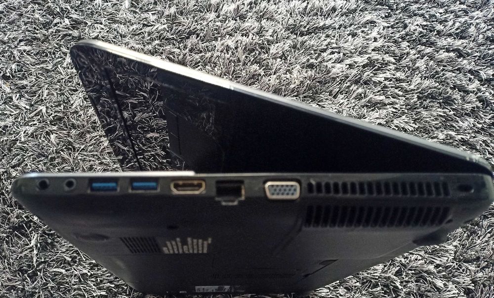 Toshiba L850 - i7 - SSD- win11