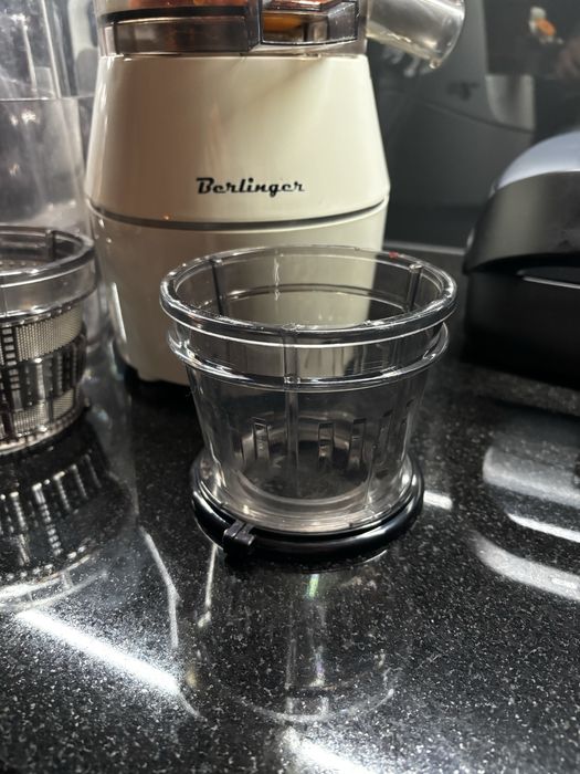 Berlinger wolnoobrotowa wyciskarka do owoców i warzyw MOCNA