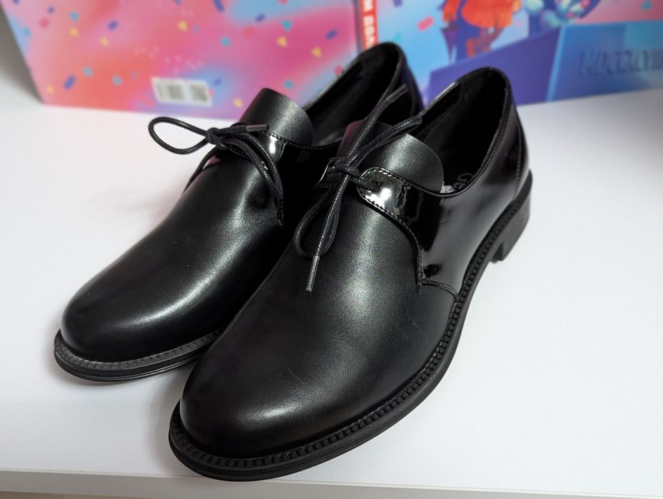 Туфлі з натуральної шкіри