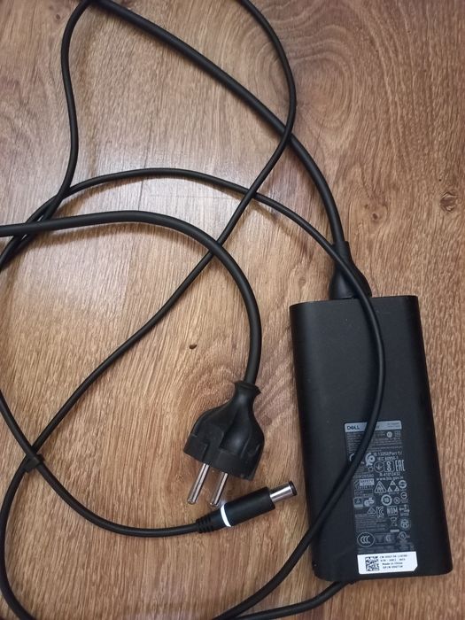 Блок питания Dell 90w model: LA90PM139