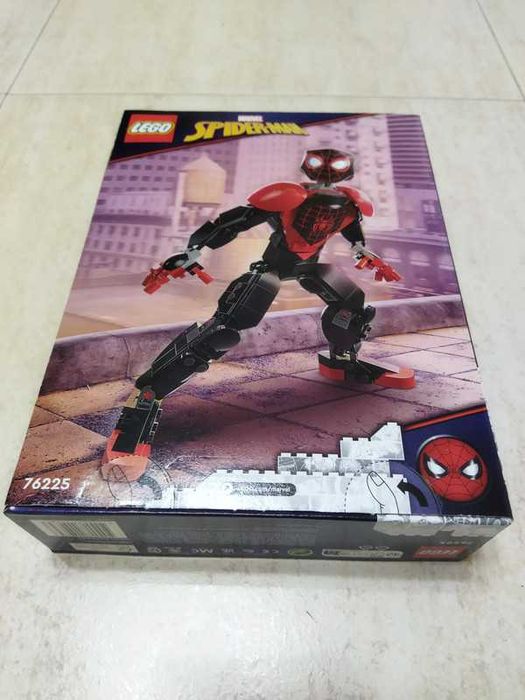 LEGO 76225 Marvel Figura de Miles Morales