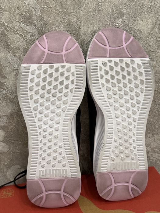 Кросівки жіночі Puma flyer lite