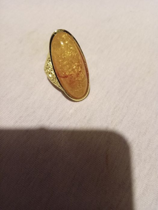 Модне янтарне овальне кільце
