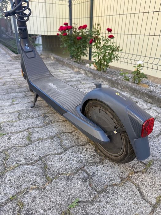 Trotinete Elétrica Ninebot E2 PRO