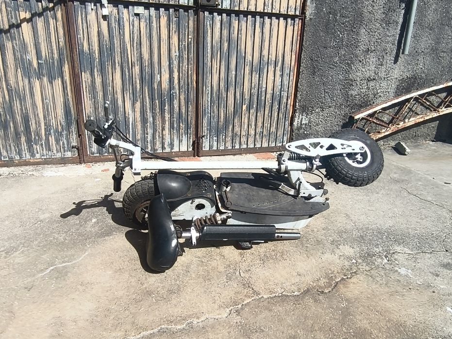 Trotinete bateria desmontável