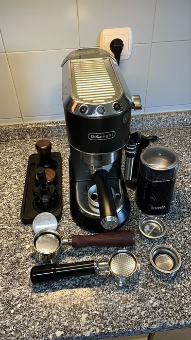 Delonghi dedica