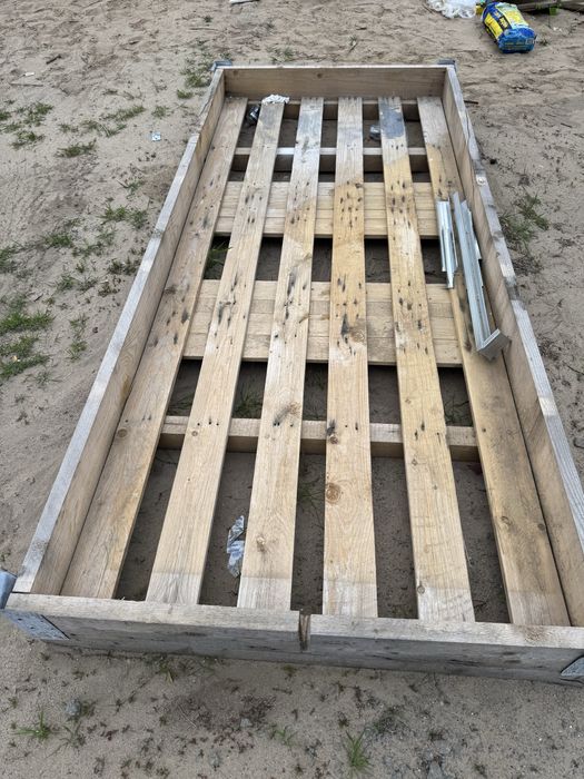 Skrzynia na płytki wielkoformatowe