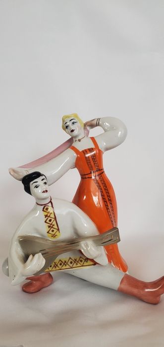 Продається статуетка.